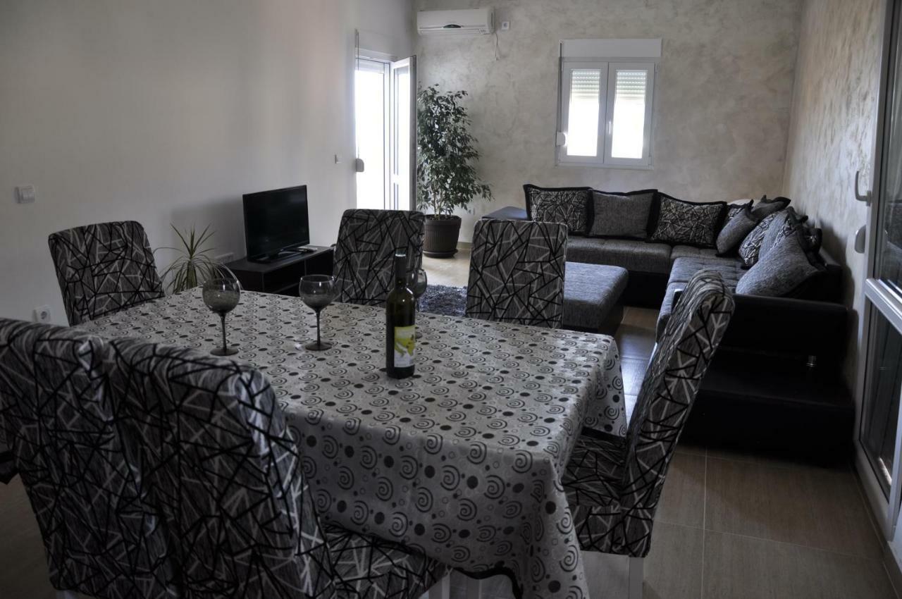 Aparthotel Stijovic Bar Exterior photo